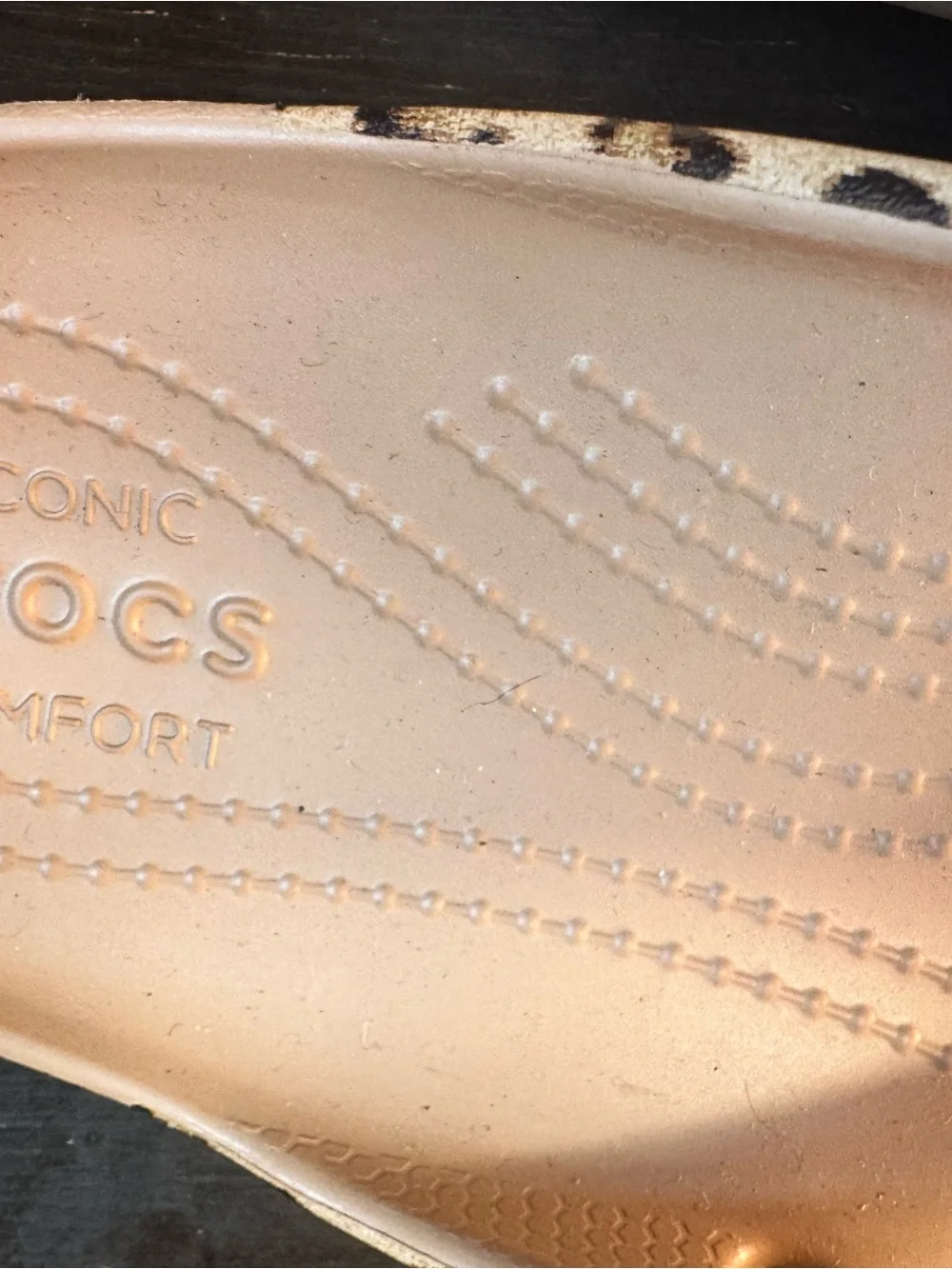 CROCS Women’s Beige Flip Sandals with Leopard-Print Straps